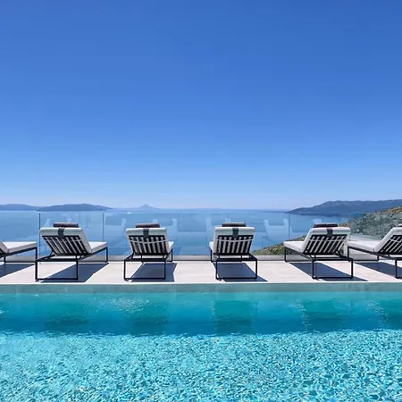 Villa Ultima With Sea View, Private Pool, Jacuzzi, Gym And Sauna Vicani