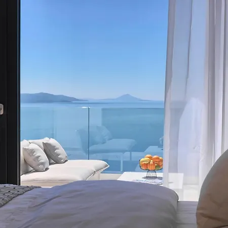 Ultima With Sea View, Private Pool, Jacuzzi, Gym And Sauna Vicani