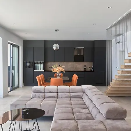 Ultima With Sea View, Private Pool, Jacuzzi, Gym And Sauna Willa