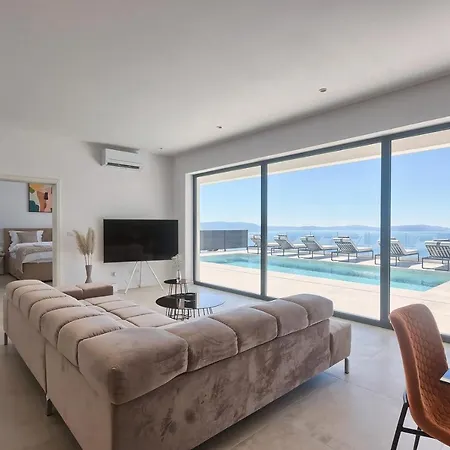 Ultima With Sea View, Private Pool, Jacuzzi, Gym And Sauna