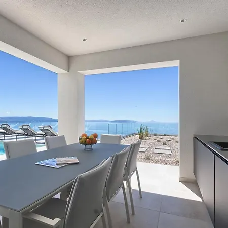Ultima With Sea View, Private Pool, Jacuzzi, Gym And Sauna Villa *